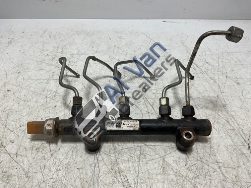 Genuine Ford Connect Courier 1.5 Tdci Dv5 Engine Fuel Rail