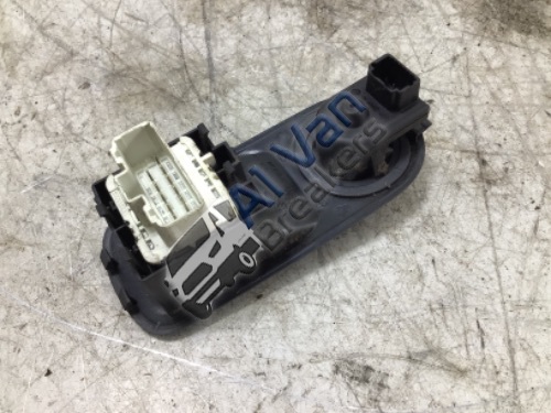 VAUXHALL VIVARO 2900CDTI LWB SHR 2006-2011 Window Switch Right