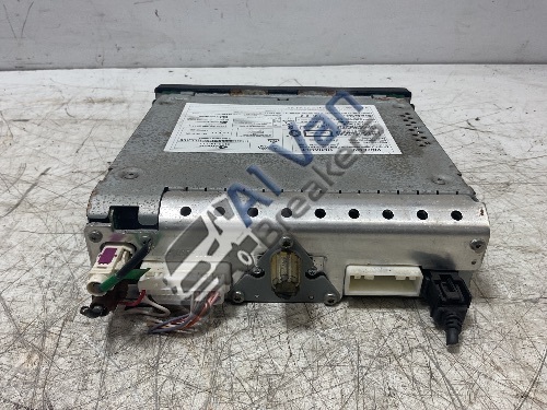 RENAULT MASTER LL35 BUSINESS 2014-2019 Stereo Radio CD Player