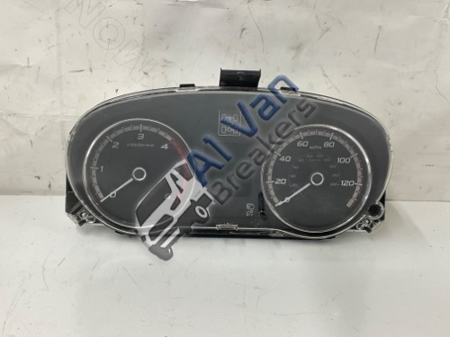 MITSUBISHI L200 4life Di-d Speedometer/Rev Counter